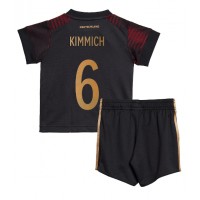 Tyskland Joshua Kimmich #6 Udebanesæt Børn VM 2022 Kortærmet (+ Korte bukser)